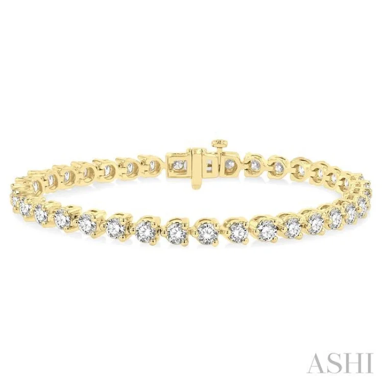 women’s gold chain bracelets-7 Ctw Tri-Prong Round Cut Diamond Bracelet in 14K Yellow Gold