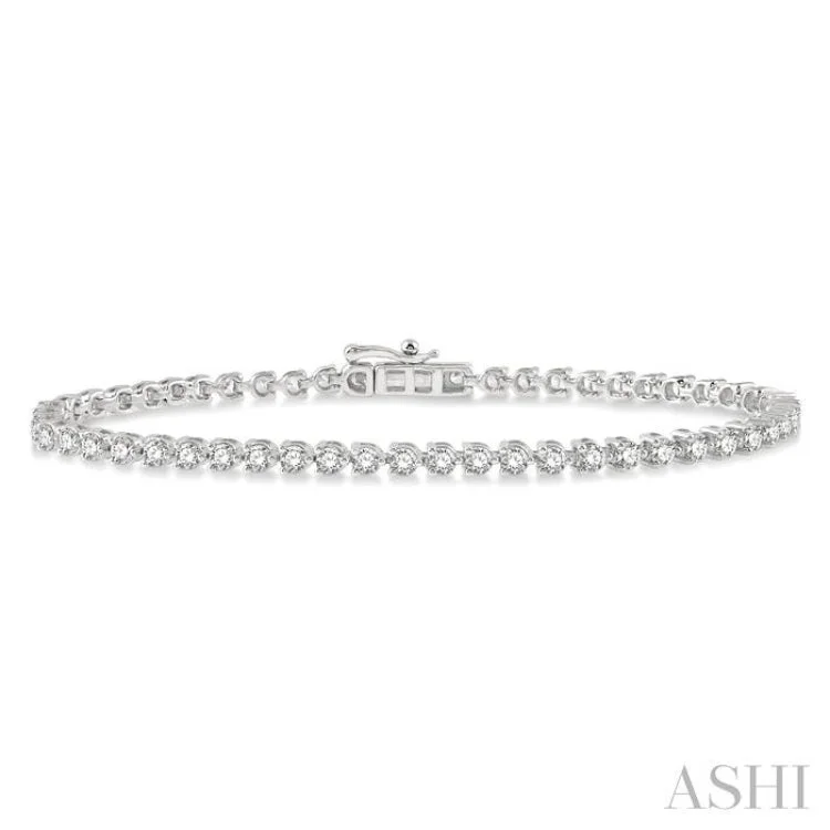 women’s woven bangles-3 Ctw Tri-Prong Round Cut Diamond Bracelet in 14K White Gold