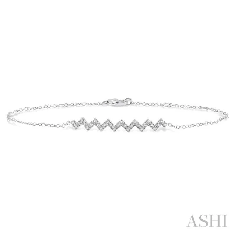 women’s bracelets-1/5 Ctw Zig-Zag Round Cut Diamond Link Chain Bracelet in 10K White Gold