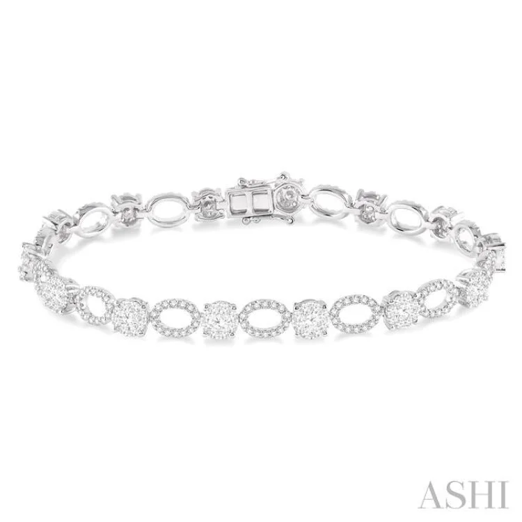 women’s silver cuff bangles-3 1/3 Ctw Lovebright Round Cut Diamond Bracelet in 14K White Gold